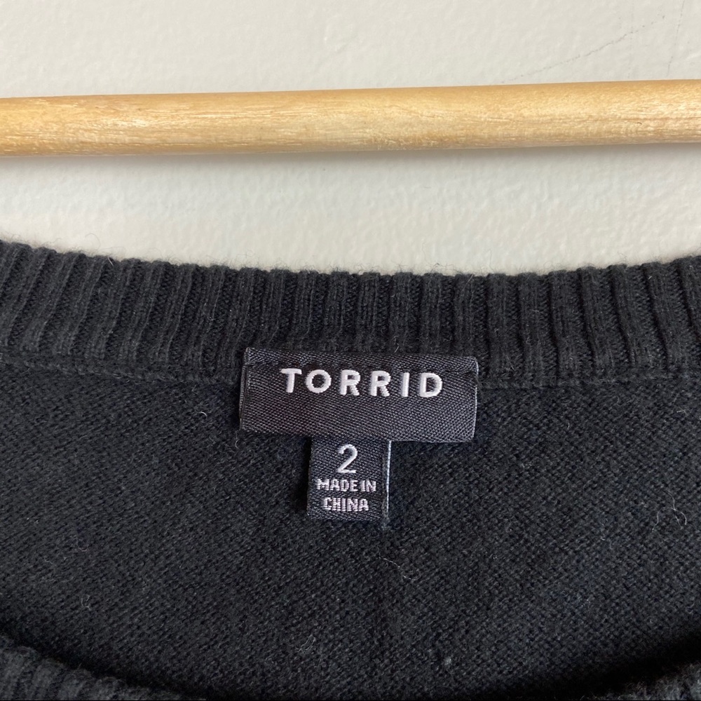 Torrid Black Sweater White Bow Print - Picture 2 of 6